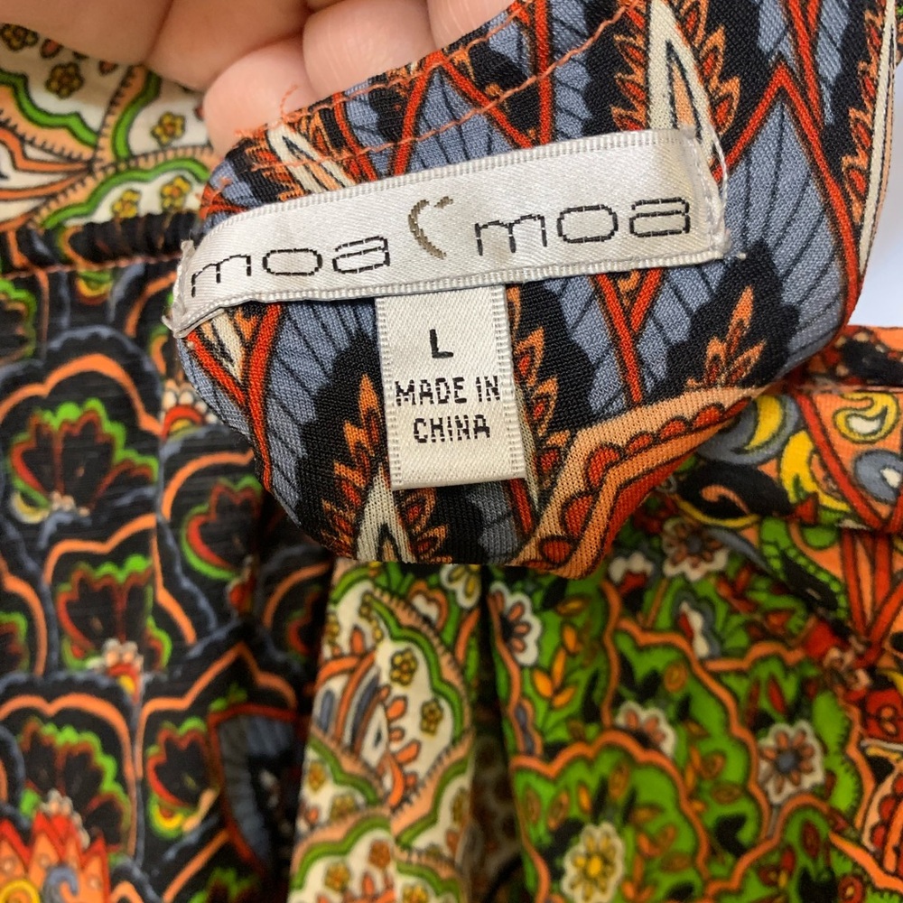 Moa Moa Vibrant Patterned Dress - Picture 14 of 16